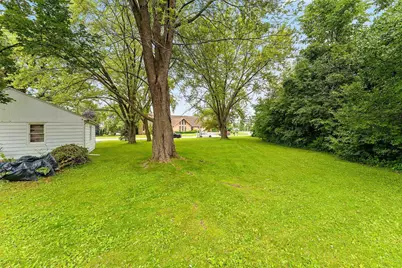1636 Lost Dauphin Road, De Pere, WI 54115 - Photo 41