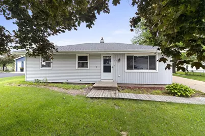 1711 Oriole Street, New London, WI 54961 - Photo 1