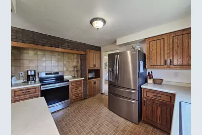 422 S Fox Croft Drive, De Pere, WI 54115 - Photo 9