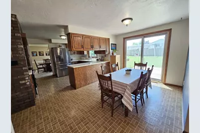 422 S Fox Croft Drive, De Pere, WI 54115 - Photo 13