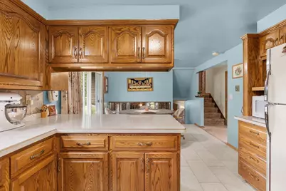 2861 Sunny Vale Court, Green Bay, WI 54313 - Photo 9