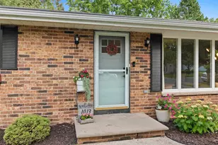 1013 Crawford St, Green Bay, WI 54304 - Photo 3