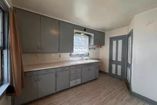 1529 Indiana Ave, Sheboygan, WI 53081 - Photo 7