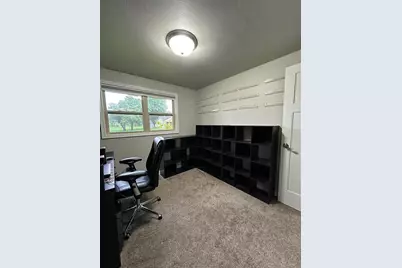 1589 W Paulson Road, Green Bay, WI 54313 - Photo 17