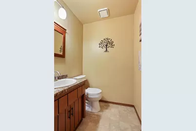 625 S Olson Avenue #D, Appleton, WI 54914 - Photo 7