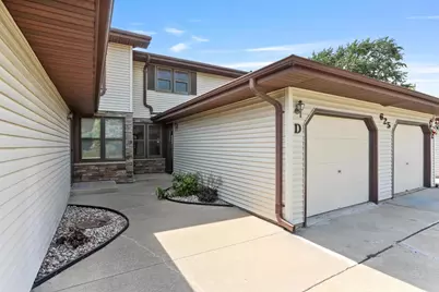 625 S Olson Avenue #D, Appleton, WI 54914 - Photo 1