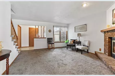625 S Olson Avenue #D, Appleton, WI 54914 - Photo 5