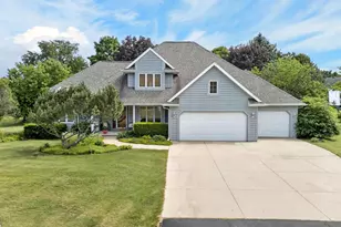 109 Old Orchard Ln, Neenah, WI 54956 - Photo 61