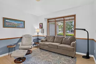 109 Old Orchard Ln, Neenah, WI 54956 - Photo 23