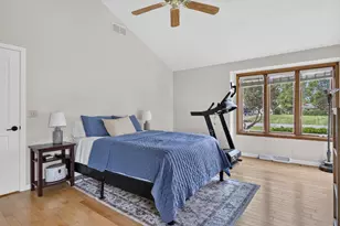 109 Old Orchard Ln, Neenah, WI 54956 - Photo 27