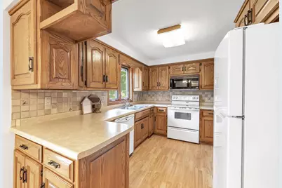 1683 Westfield Avenue, Green Bay, WI 54303 - Photo 7