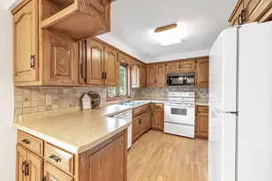 1683 Westfield Ave, Green Bay, WI 54303 - Photo 7