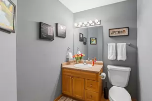 7692 Schiller Ct, Verona, WI 53593 - Photo 13