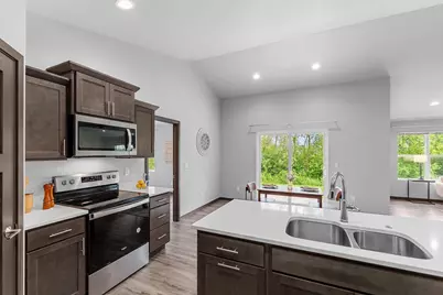 1708 Patriot Way, Neenah, WI 54956 - Photo 7