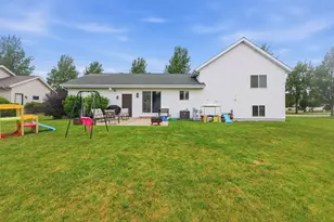 405 Crowfoot Ave, Fond du Lac, WI 54935 - Photo 25