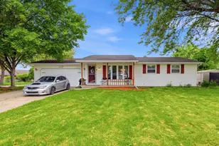 2525 Heather Rd, Green Bay, WI 54311 - Photo 1