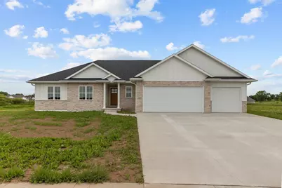 264 Kerrigan Drive, Wrightstown, WI 54180 - Photo 1