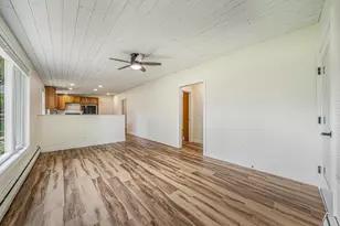 52 Myrna Jane Dr, Oshkosh, WI 54902 - Photo 9