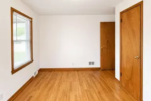 403 Dakota St, Oshkosh, WI 54902 - Photo 17