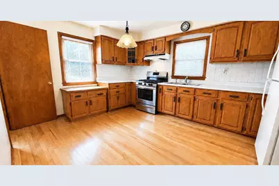 403 Dakota Street, Oshkosh, WI 54902 - Photo 11
