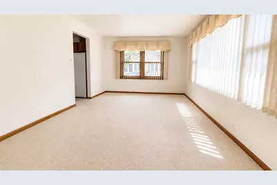 403 Dakota Street, Oshkosh, WI 54902 - Photo 7