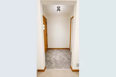 403 Dakota Street, Oshkosh, WI 54902 - Photo 3