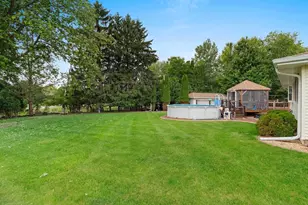 2931 Brookview Dr, Green Bay, WI 54313 - Photo 19