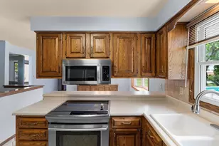 2931 Brookview Dr, Green Bay, WI 54313 - Photo 47