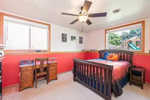 2530 Grassy Ln, Neenah, WI 54956 - Photo 25
