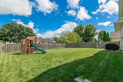 2530 Grassy Lane, Neenah, WI 54956 - Photo 33