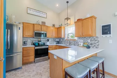2530 Grassy Lane, Neenah, WI 54956 - Photo 9