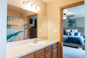 2530 Grassy Ln, Neenah, WI 54956 - Photo 13