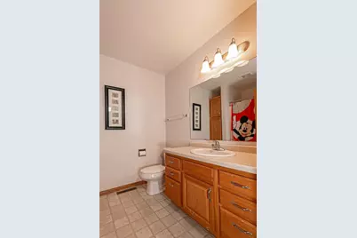 2530 Grassy Lane, Neenah, WI 54956 - Photo 17