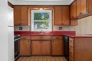 616 Saratoga St, Green Bay, WI 54303 - Photo 13