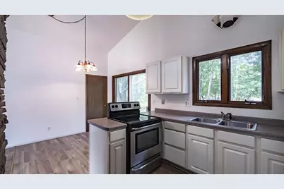 622 W Fulton Street, Waupaca, WI 54981 - Photo 7