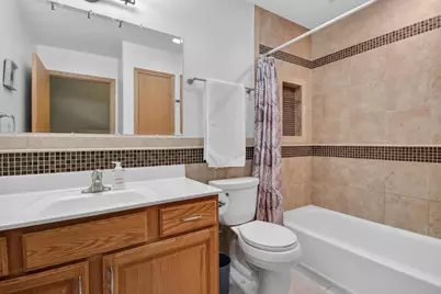 N115W19758 Shadow Wood Court, Germantown, WI 53022 - Photo 39