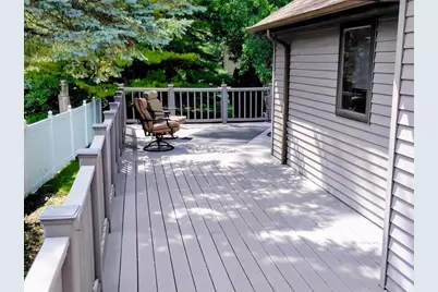 2050 Hilltop Drive, Ashwaubenon, WI 54313 - Photo 5