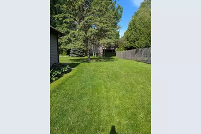 2050 Hilltop Drive, Ashwaubenon, WI 54313 - Photo 23