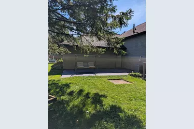 2050 Hilltop Drive, Ashwaubenon, WI 54313 - Photo 19