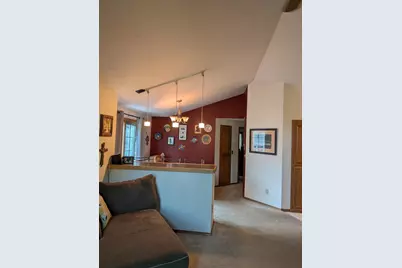 2050 Hilltop Drive, Ashwaubenon, WI 54313 - Photo 9