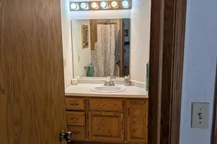 2050 Hilltop Dr, Ashwaubenon, WI 54313 - Photo 15