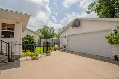 817 Dove Street, Oshkosh, WI 54901 - Photo 43