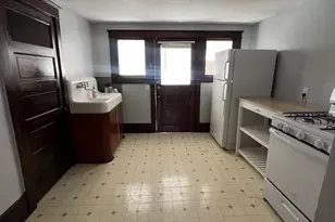 631 W 11th Ave, Oshkosh, WI 54902 - Photo 15