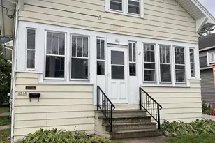 631 W 11th Ave, Oshkosh, WI 54902 - Photo 1