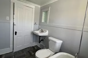 631 W 11th Ave, Oshkosh, WI 54902 - Photo 19
