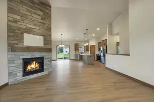 2859 Stelor Dr, Green Bay, WI 54311 - Photo 5
