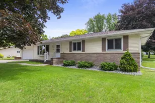 206 N Washington St, Bonduel, WI 54107 - Photo 3