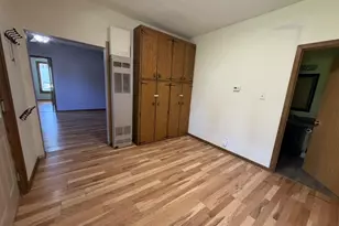 713 W Waupaca St, New London, WI 54961 - Photo 5