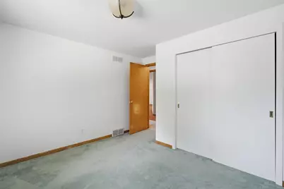 2581 White Pine Road, Suamico, WI 54313 - Photo 19