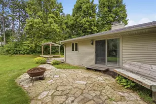 2581 White Pine Rd, Suamico, WI 54313 - Photo 41